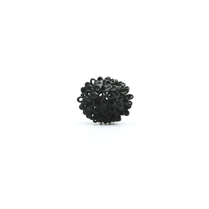 1 Small pin by Sayumi Yokouchi